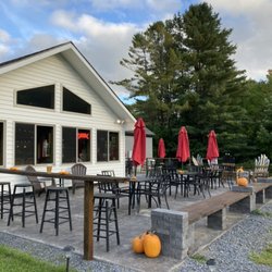 Tavern230 - Outdoor patio