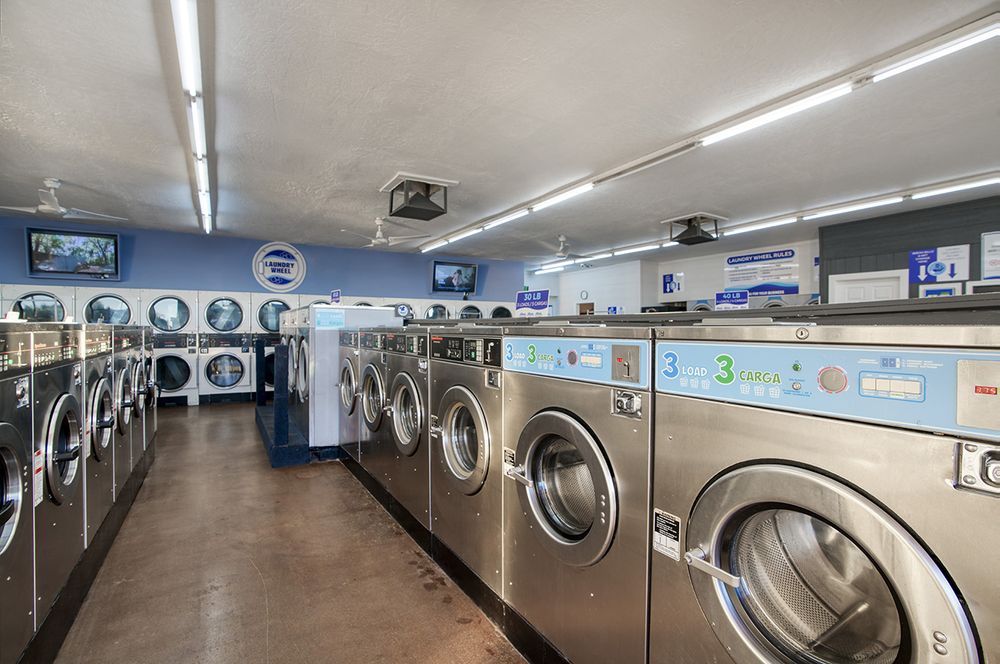 THE LAUNDRY WHEEL Updated July 2024 35 Photos 1924 E Broadway Rd