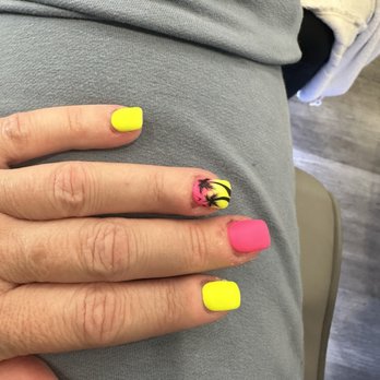 R A Nails - Loveeeeeeee my nails! I gave Tina a picture and she replicated it perfectly! They are amazing here and always do such a great job! - Nail Salons Near Me - Roseville, California