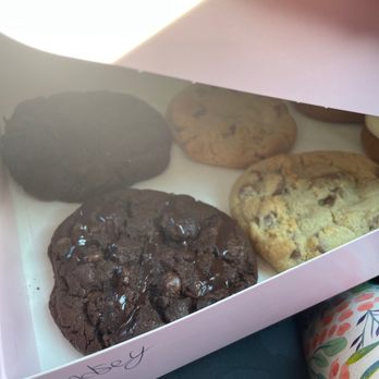 Crumbl - Henderson - Bakeries Near Me - Henderson, Nevada Crumbl - Henderson - Bakeries Near Me - Henderson, Nevada