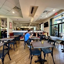 Cafe Carmela - Inside