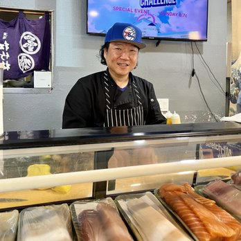 Ju Hachi - Joe behind the sushi roll counter is ready for your order! - Sushi Bars Near Me - Sacramento, California Ju Hachi - Joe behind the sushi roll counter is ready for your order! - Sushi Bars Near Me - Sacramento, California