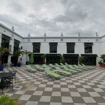 Inn on Fifth - Hotels Near Me - Naples, Florida