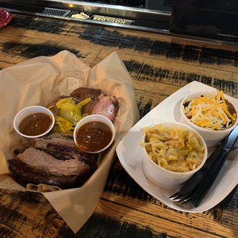 DCity Smokehouse - BBQ Sampler Platter, with sides of Mac n Cheese and Chili - Barbeque Near Me - Washington, DC, District of Columbia DCity Smokehouse - BBQ Sampler Platter, with sides of Mac n Cheese and Chili - Barbeque Near Me - Washington, DC, District of Columbia