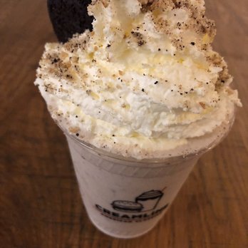 Creamline - Two cookies milkshake - Burgers Near Me - New York, New York Creamline - Two cookies milkshake - Burgers Near Me - New York, New York