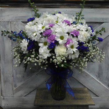 Buttercup Barley’s Flowers & Gifts - Florists Near Me - Pendleton, Oregon