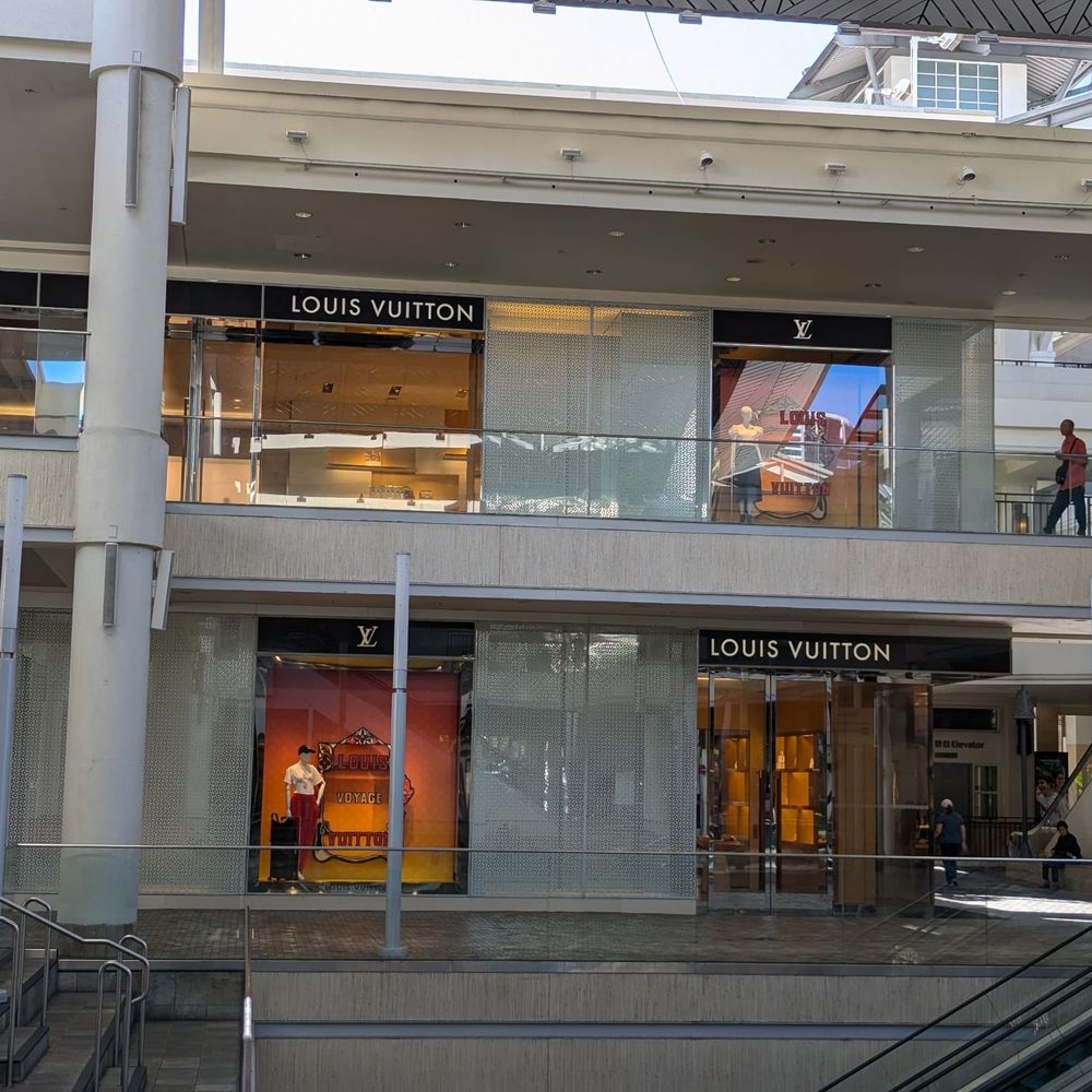 Avoid this place. Go to another LV store.