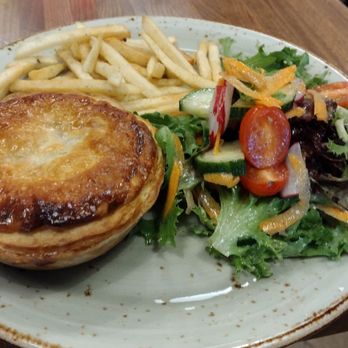 Flinders Lane Kitchen & Bar - Meat pie dish - Australian Near Me - Stamford, Connecticut Flinders Lane Kitchen & Bar - Meat pie dish - Australian Near Me - Stamford, Connecticut