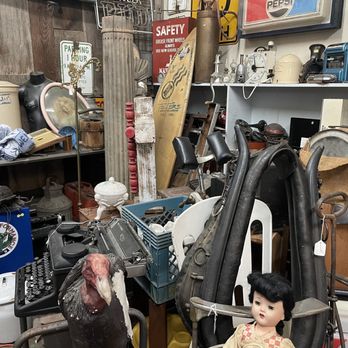 Palm & Olive Antiques - Thrift Stores Near Me - Fresno, California Palm & Olive Antiques - Thrift Stores Near Me - Fresno, California