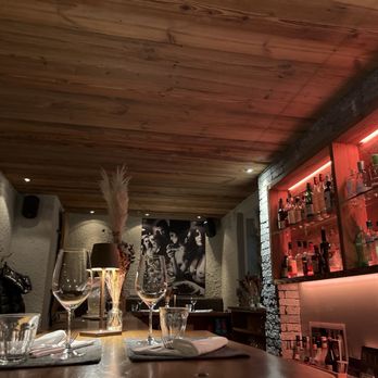 Le Gitan Grill - Bar - Hotels & Travel Near Me - Zermatt, VS