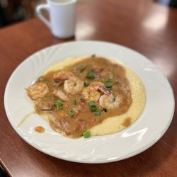 Sarom's Southern Kitchen - Shrimp and grits