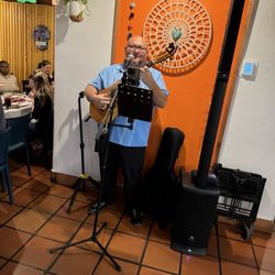 Grateful Gathering Elite Event at Buendia - Our lovely cantor JoseMartinMarquez