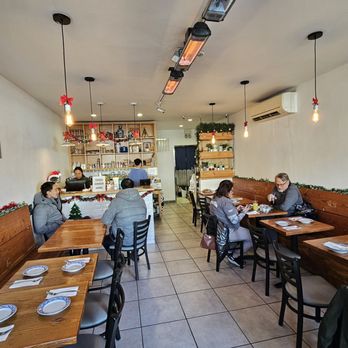 Pochana Thai Kitchen - Inside the restaurant - Thai Near Me - Astoria, New York Pochana Thai Kitchen - Inside the restaurant - Thai Near Me - Astoria, New York