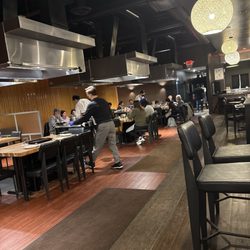 Good spacing in the dining area