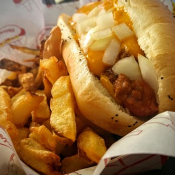 Scooters - Scooters make the best chili cheese dogs! They make their own chili. - Hot Dogs Near Me - Lake Bluff, Illinois