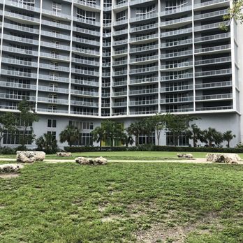 Miami Circle Park - Parks Near Me - Miami, Florida Miami Circle Park - Parks Near Me - Miami, Florida