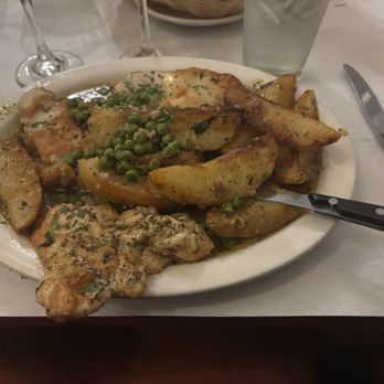 La Scarola - Chicken Vesuvio - Italian Near Me - Chicago, Illinois La Scarola - Chicken Vesuvio - Italian Near Me - Chicago, Illinois