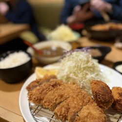 Katsu-Hama - Oyster and katsu