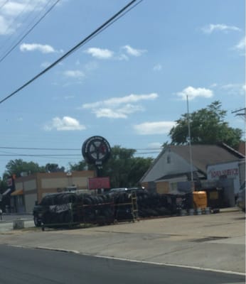 Kowalski Tire LLC by null