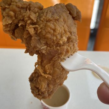 Hi Five Chicken Marine 01 - Fast Food Near Me - Vancouver, British Columbia