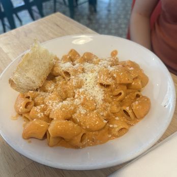 Noodies - Vodka rigatoni - Gelato Near Me - Tucson, Arizona Noodies - Vodka rigatoni - Gelato Near Me - Tucson, Arizona