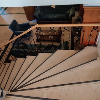 Azade Hotel - Stairs to the lobby and front desk - Hotels Near Me - Istanbul, 34