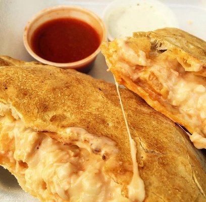 Eddies Calzones by null