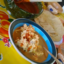 Mercado Municipal Santa Elena de la Cruz - Platillo tradicional del Valle de Oaxaca
(Higaditos)