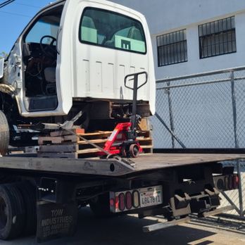 S&S Fast Towing - Towing Near Me - Los Angeles, California S&S Fast Towing - Towing Near Me - Los Angeles, California