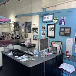 P&G's Pamela's Diner - Inside