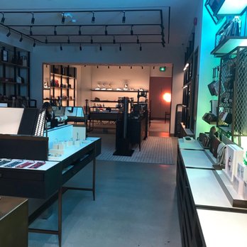 COACH - Store displays - Leather Goods Near Me - Toronto, Ontario COACH - Store displays - Leather Goods Near Me - Toronto, Ontario