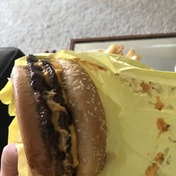 Varsity Burger - Double cheeseburger no lettuce - Burgers Near Me - Anaheim, California