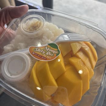 Bhan Kanom Thai - Mango Sticky Rice. Mel_foodie_ventures - Desserts Near Me - Los Angeles, California Bhan Kanom Thai - Mango Sticky Rice. Mel_foodie_ventures - Desserts Near Me - Los Angeles, California