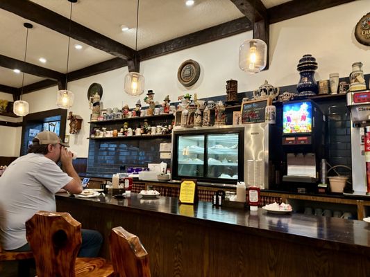 Kuby's Sausage House by null