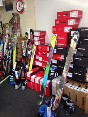 Pinnacle Ski And Sports by null