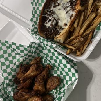 Don Philly HTX - Lemon pepper wings. Philly cheese steak and fresh cut fries. - Food Trucks Near Me Don Philly HTX - Lemon pepper wings. Philly cheese steak and fresh cut fries. - Food Trucks Near Me