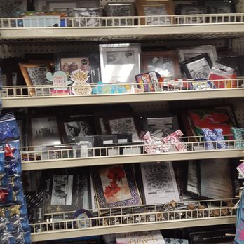 Dollar Tree - Frames - Discount Store Near Me - Manahawkin, New Jersey Dollar Tree - Frames - Discount Store Near Me - Manahawkin, New Jersey