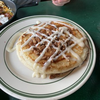 Flapjacks Pancake Cabin - Breakfast & Brunch Near Me - Sevierville, Tennessee