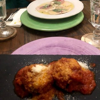 Margot - Wine Bars Near Me - Rome, RM