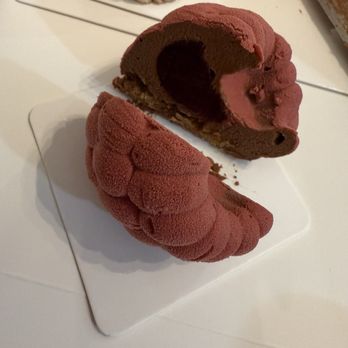 Leko Patisserie - Raspberry - Patisserie/Cake Shop Near Me - Moore, Oklahoma