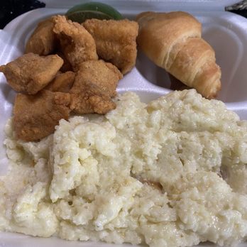 UpperTEA - Catfish Nugget, Grits Eggs & Cheese - Coffee & Tea Near Me - Miami, Florida