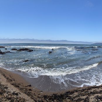 Eldwayen Ocean Park - The beach below - Parks Near Me - Pismo Beach, California Eldwayen Ocean Park - The beach below - Parks Near Me - Pismo Beach, California
