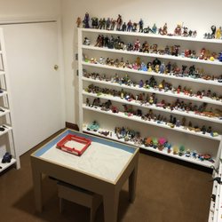 Meredith Azis - Therapeutic Center for Anxiety and Trauma - Sand Tray Room