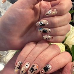 Carrie‘s Nails & Lashes Beauty