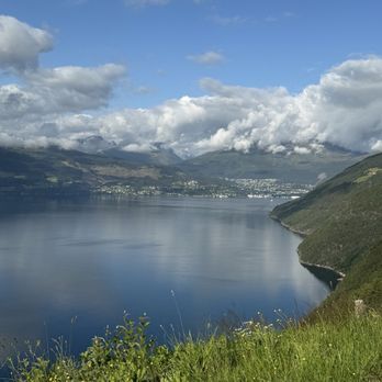 Local Trips - Viewpoint by Liabygda - Historical Tours Near Me - Ålesund, 15