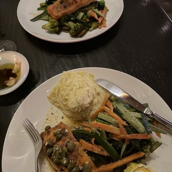 Facci Ristorante - Wine Bars Near Me - Ellicott City, Maryland