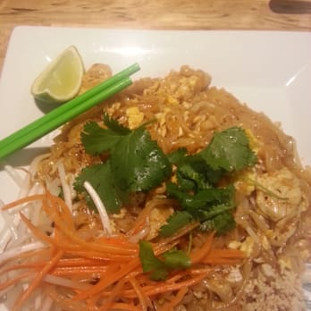 Manaow - Thai Near Me - Long Beach, California