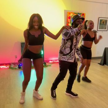 Withrow Common - Great dancers and amazing singing from a packed lineup! - Art Galleries Near Me - Toronto, Ontario