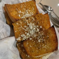 Papa Gianni's Ristorante - Garlic bread