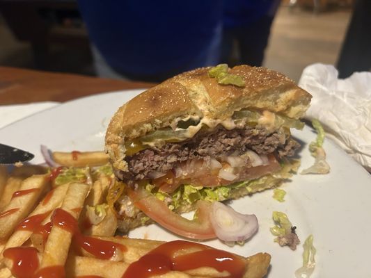 Clubhouse Bar & Grill